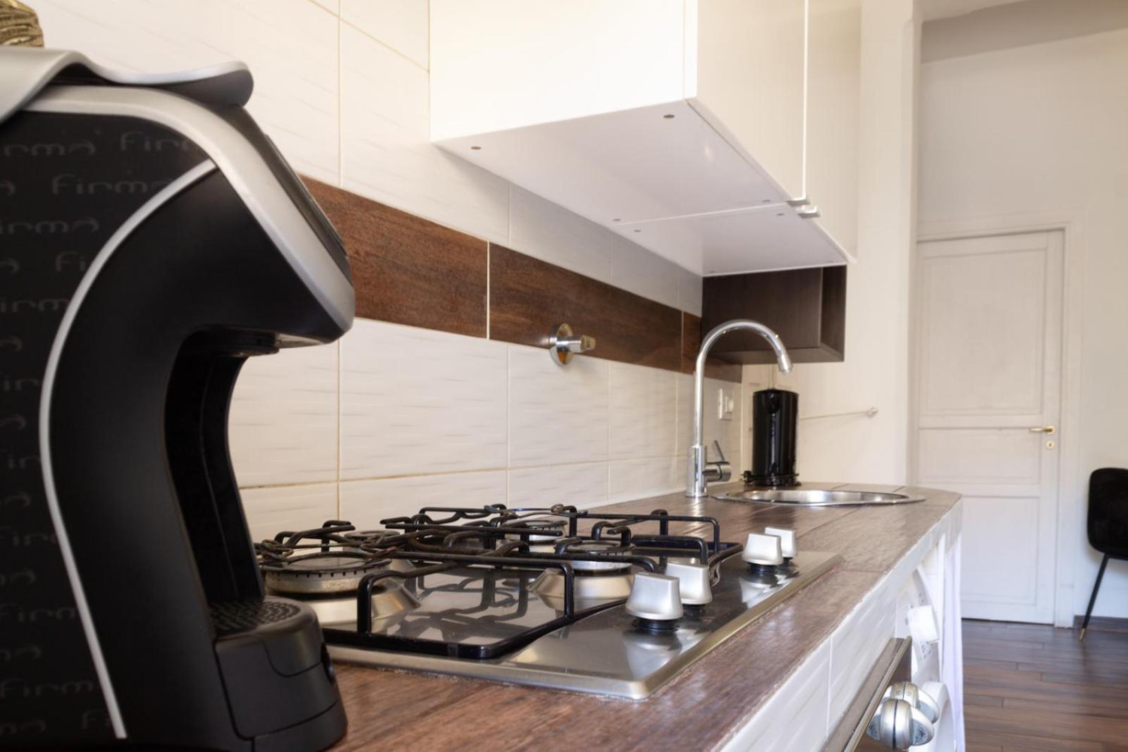 Tp Apartment Luxury San Giovanni Rome Buitenkant foto